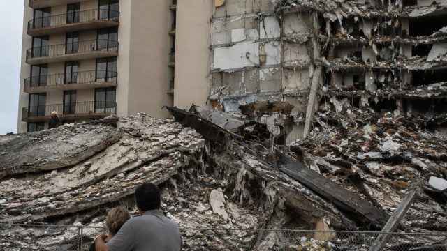 Understanding the Timeline of the Surfside Condo Tragedy | agen 136 slot, top paying slots