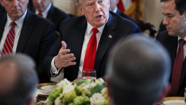 Trump's Senate Lunch: Focus on Voter ID and the SAVE America Act | korek zippo ori, ratucapca, holly