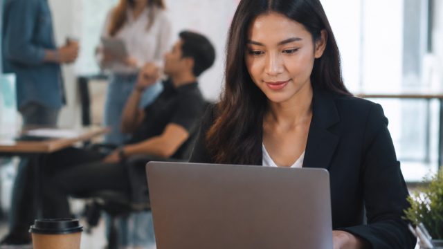 Emerging Trends for Recent Graduates Navigating Today's Workforce | locengtoto, maxwin gates of olym