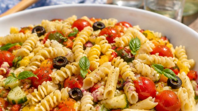 Quick and Tasty Pasta Salads for Your Summer Gatherings | pengluran hk, mainan kartu joker