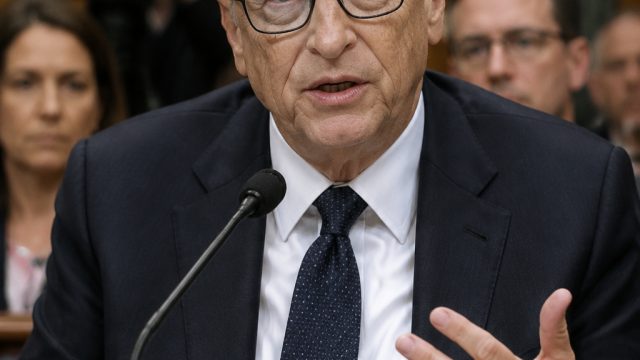 Bill Gates Testifies on Epstein's Alleged Blackmail Attempts | angka hk keluar malam ini, rtp top1to